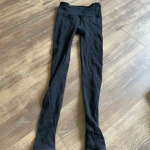 Reveal Tight 28” Mindful Motion